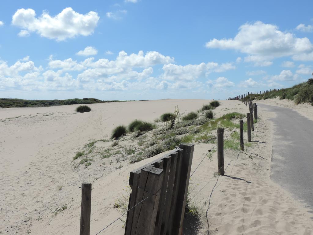Sea & Dunes Гаага Экстерьер фото