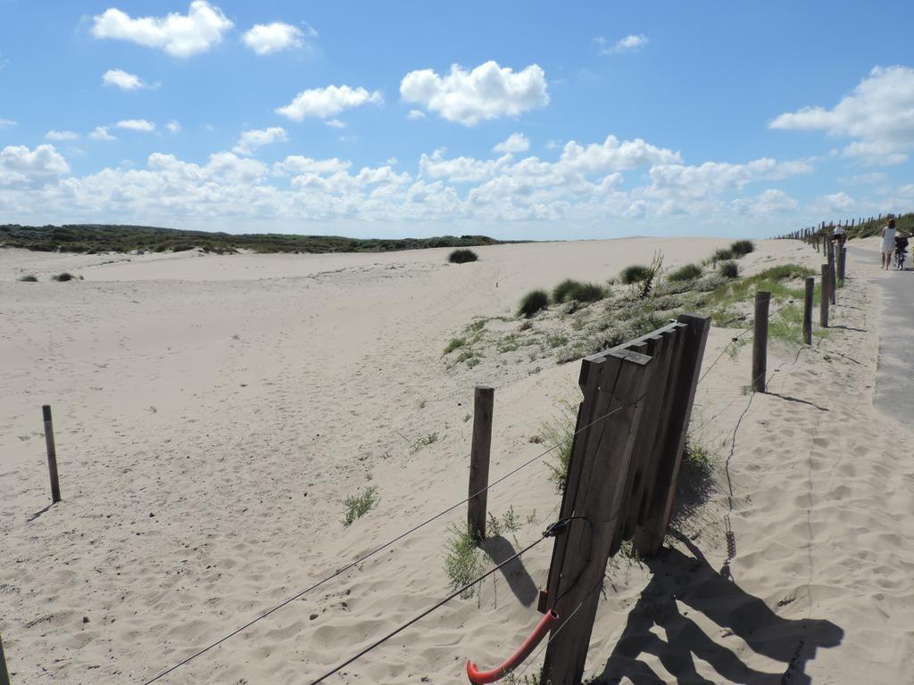 Sea & Dunes Гаага Экстерьер фото